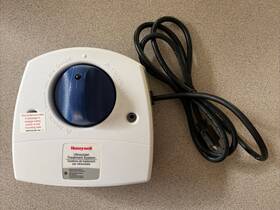Uv100e Honeywell Ultraviolet Treatment System 1043 120v 18watt Nobulb