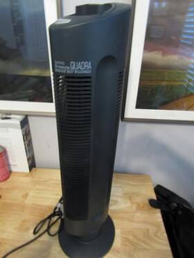 S-1637 Sharper Image Ionic Breeze Quadra S1637 Air Purifier Cleaner