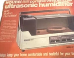 Holmes-air Whisper Quiet 1.4GAL Ultrasonic Large Room Humidifier & Humidistat. Fixed Price $39.99.