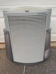 Air-o-swiss AOS2071 Hepa Purifier W/ Cool Mist Humidifier. Fixed Price $250.00.
