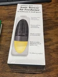 Ionic Breeze Sharper Image Plug In Air Purifier Freshener SI627 New. Fixed Price $11.89.