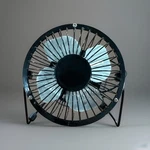 Kikkerland US143-BK Usb Desk Fan -black. Fixed Price $13.00.