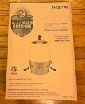 Arm & Hammer AH301W Hepa Air Purifier W/night Light, Home Office Desktop - White. Fixed Price $27.79.