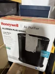 Honeywell Air Purifier Allergen Remover Extra Large HA202BHD Hepa 310 Sq Ft A/b. Fixed Price $189.95.