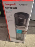 Honeywell Cool Moisture Humidifier Top Fill Digital Display Black Tower Filtered. Fixed Price $70.00.