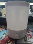 Megawise Cool Mist Humidifier Adjustable & Night Lightly Used. Fixed Price $15.00.